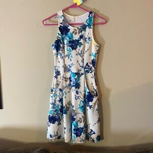 Blue and White Floral Dress Sz M